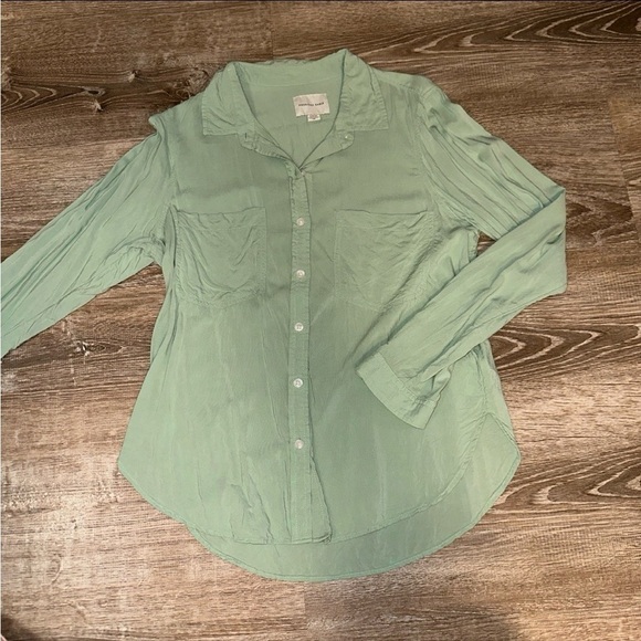 American Eagle Outfitters Tops - American eagle button down top